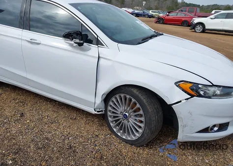 2015 Ford Fusion Titanium из США, поврежденный, VIN 3FA6P0K94FR310524